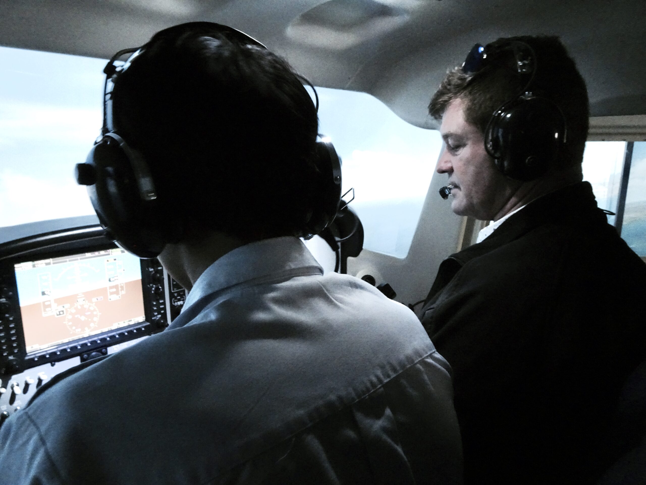 Aeroviation students and instructor in front of light sport aircraft during RPC training